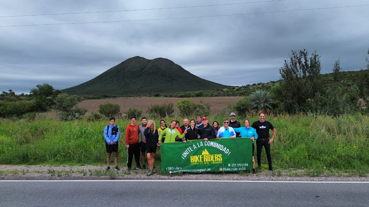 Travesía MTB para grupos por los Túneles de Taninga y Volcanes de Pocho en Córdoba