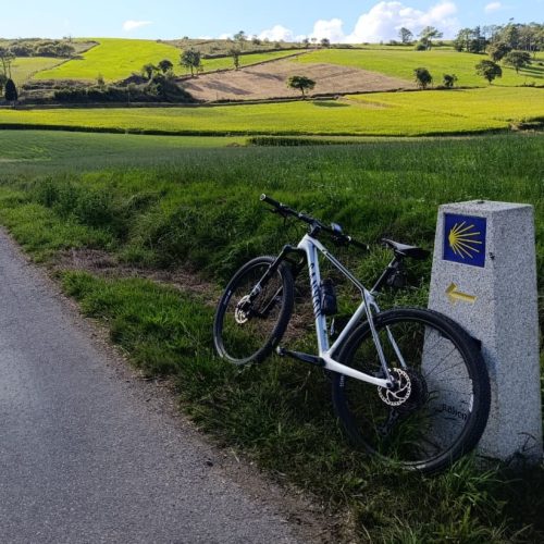 Bicicleta de alquiler para el Camino del Norte en viaje autoguiado
