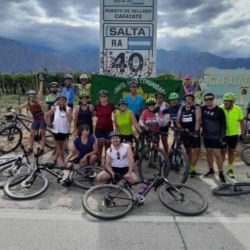 “Experiencia MTB en Cafayate y Valles Calchaquíes con BikeRiders”